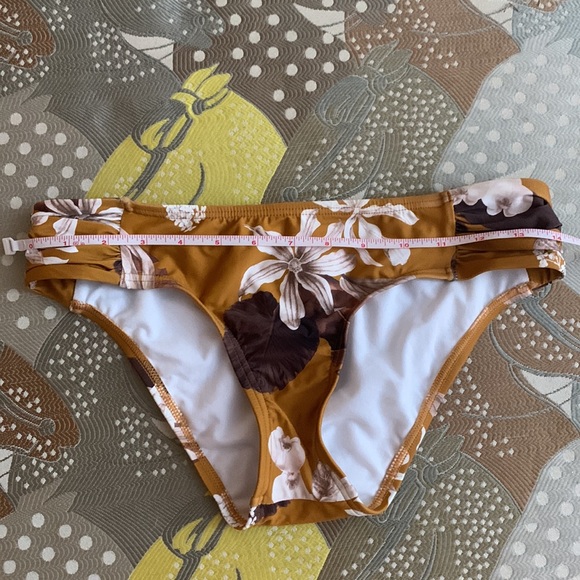 Antonio Melani - Botanical Bikini Bottoms - Never Worn - Size Small - Picture 2 of 6